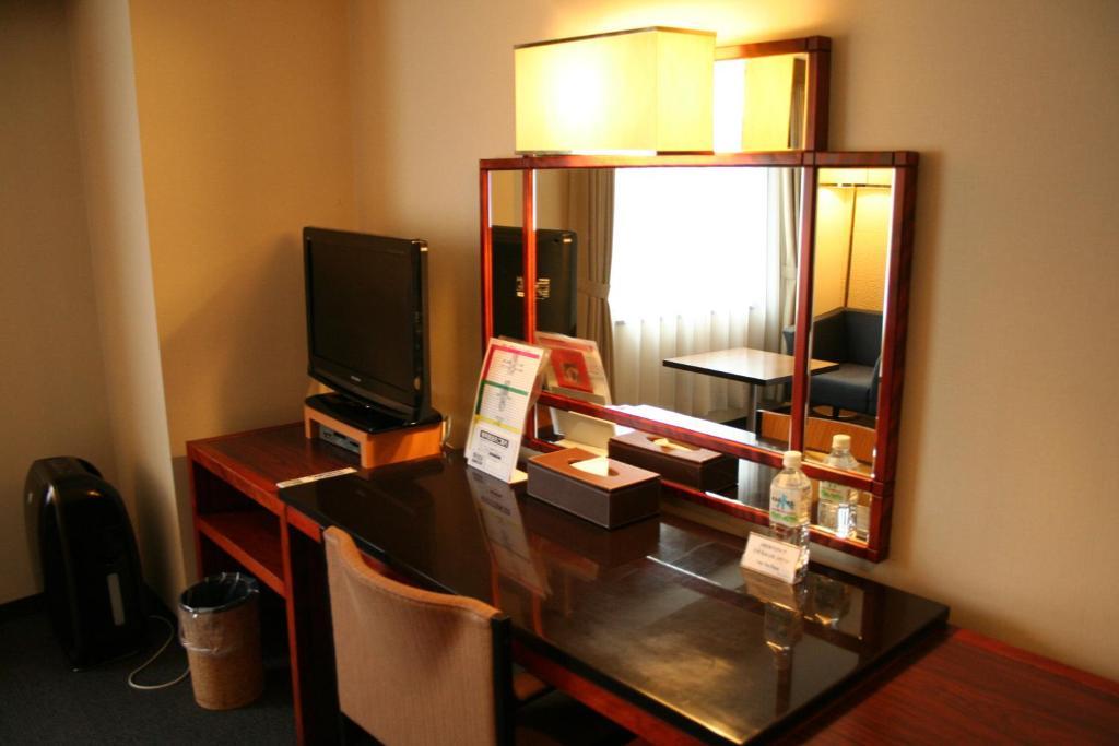 Konaya Hotel Kofu  Exterior photo