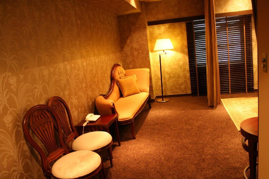 Konaya Hotel Kofu  Exterior photo